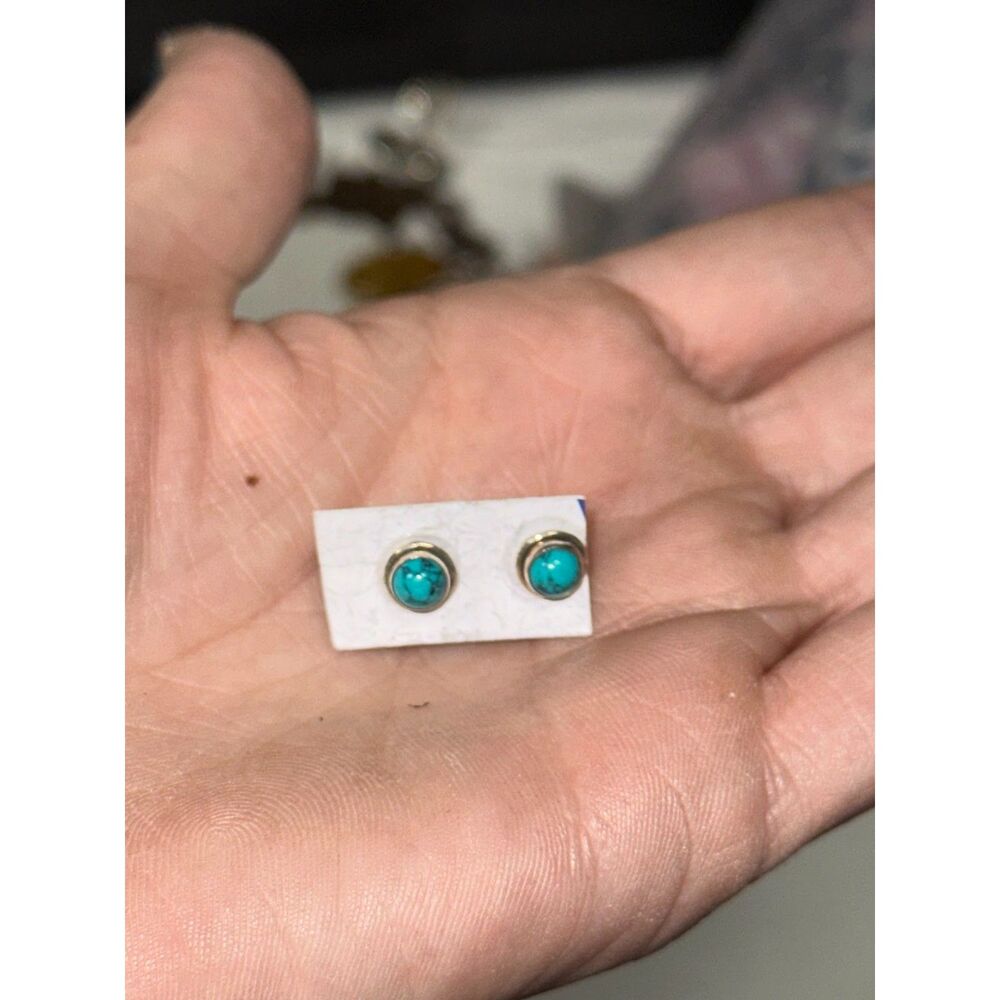 Round Turquoise .925 Sterling Silver Stud Earrings
